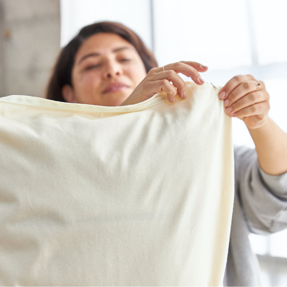 Avocado Organic Waterproof Pillow Protector — Zippered Organic Cotton