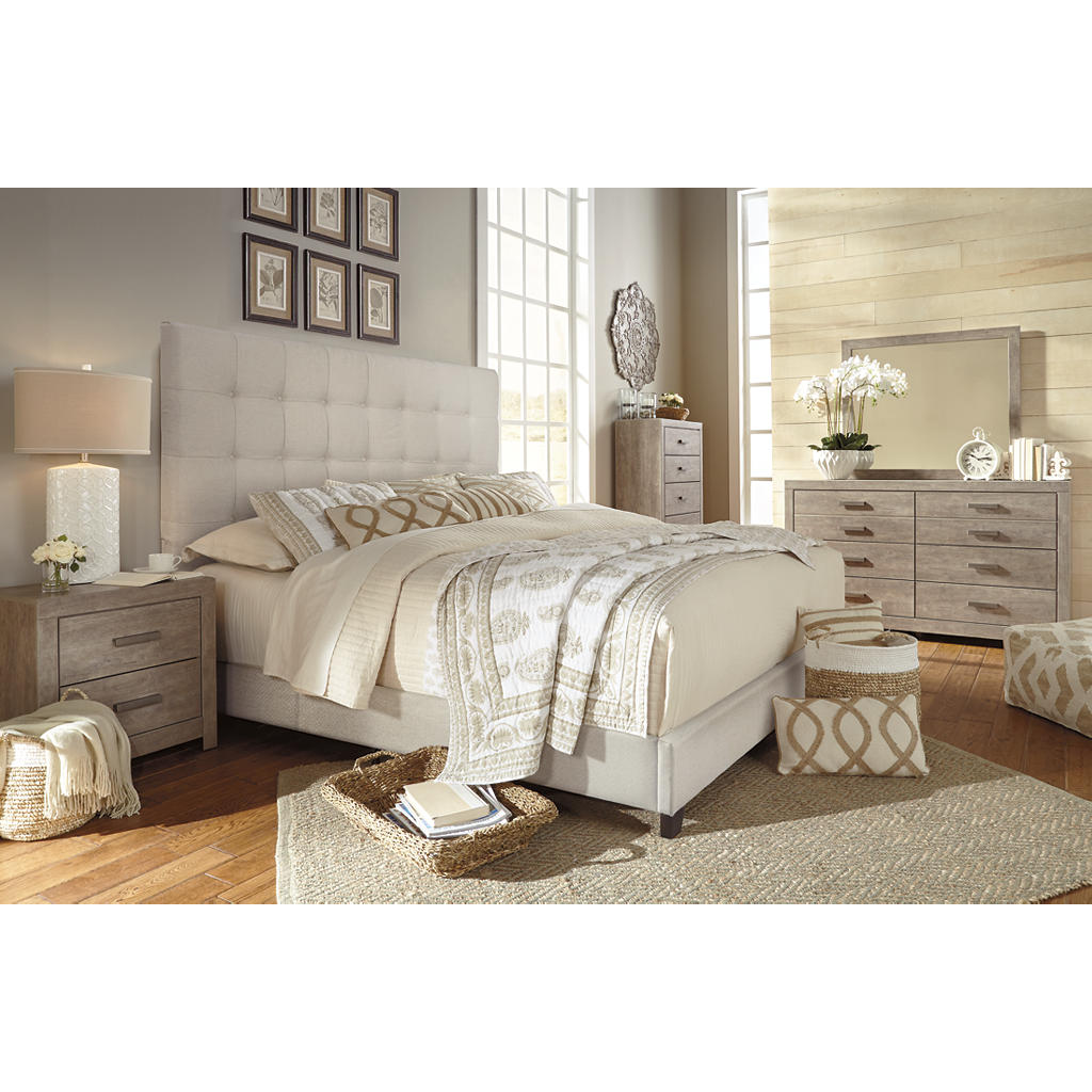 Dolante King Upholstered Bed Signature Design by Ashley® Bedroom