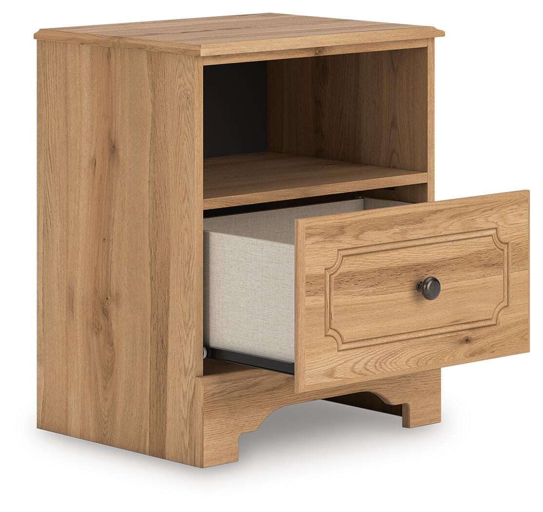 Aleaport Full Panel Bed, Dresser, Mirror, Chest & Nightstand — 5-Piece Signature Design by Ashley® Bedroom