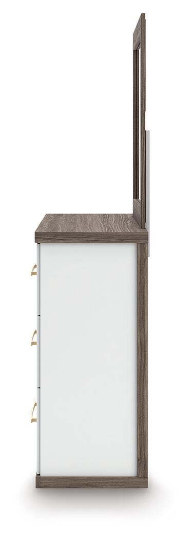 Kendanport King Upholstered Bed, Dresser and Mirror