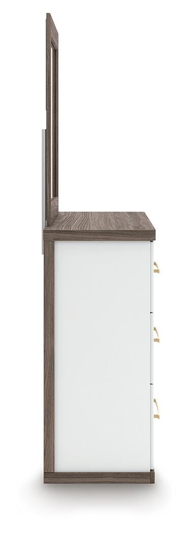 Kendanport King Upholstered Bed, Dresser and Mirror