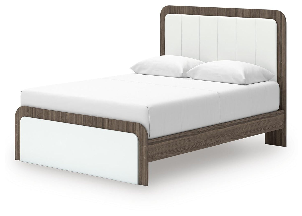Kendanport Queen Upholstered Bed and 2 Nightstands — 3-Piece Signature Design by Ashley® Bedroom
