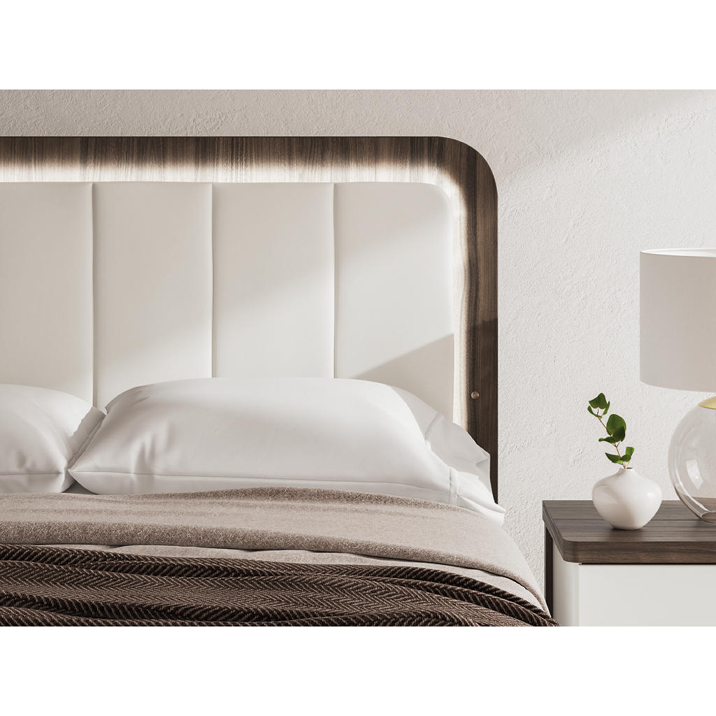 Kendanport Queen Upholstered Bed Signature Design by Ashley® Bedroom