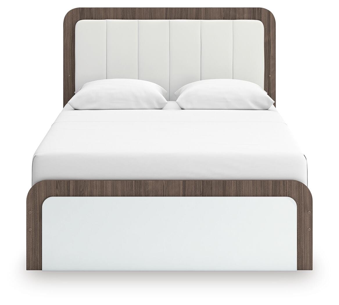 Kendanport Queen Upholstered Bed and 2 Nightstands — 3-Piece Signature Design by Ashley® Bedroom