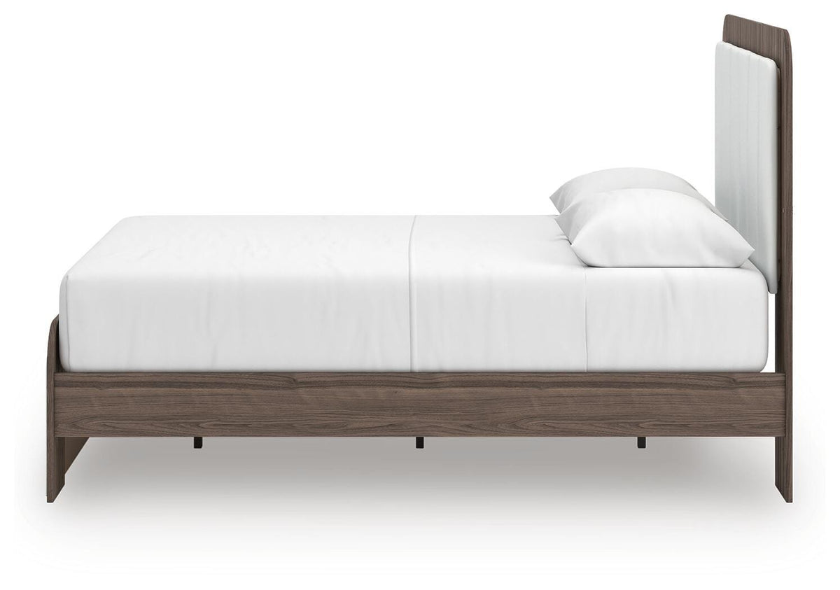 Kendanport Queen Upholstered Platform Bed, Dresser and Mirror Signature Design by Ashley® Bedroom