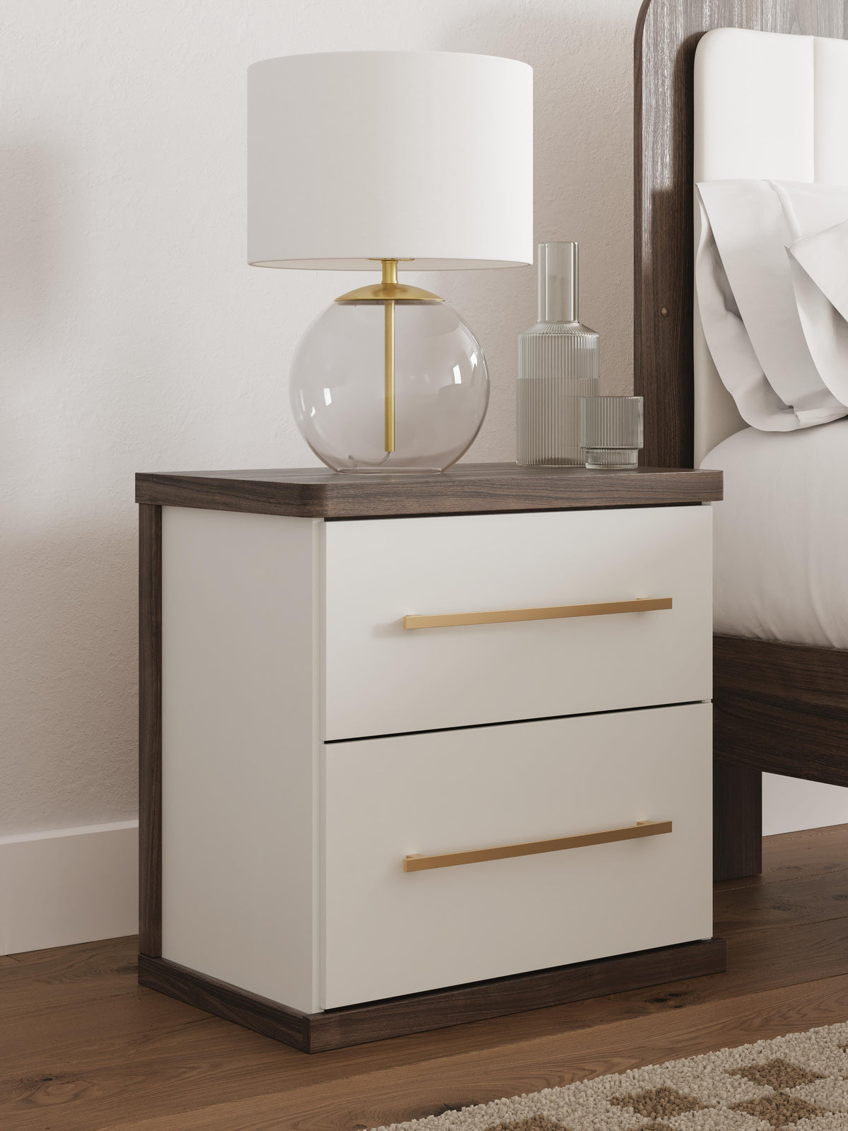 Kendanport Queen Upholstered Bed and 2 Nightstands — 3-Piece Signature Design by Ashley® Bedroom