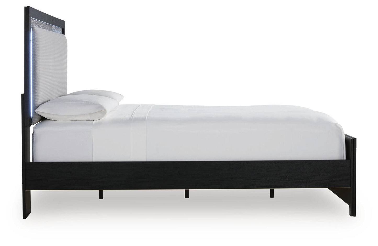 Maeling Queen Upholstered Bed, Dresser and Nightstand (1115) Signature Design by Ashley® Bedroom