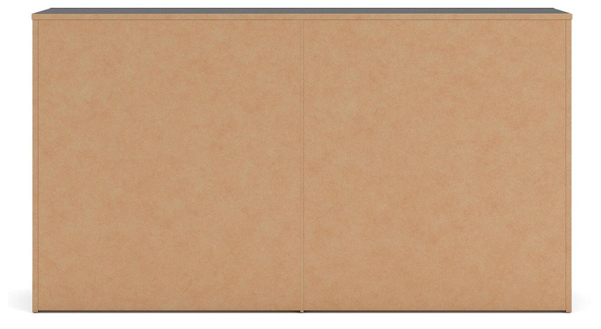 Broachmyn Queen Panel Bed, Dresser and Nightstand (1118) Signature Design by Ashley® Bedroom