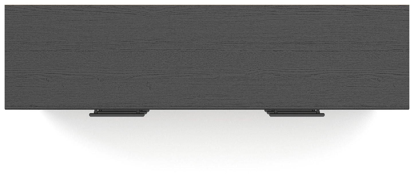 Broachmyn Queen Panel Bed, Dresser and Nightstand (1118) Signature Design by Ashley® Bedroom