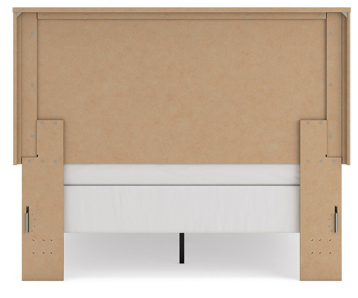 Gramburg Queen Panel Bed, Dresser and Mirror — 3-Piece Set Signature Design by Ashley® Bedroom