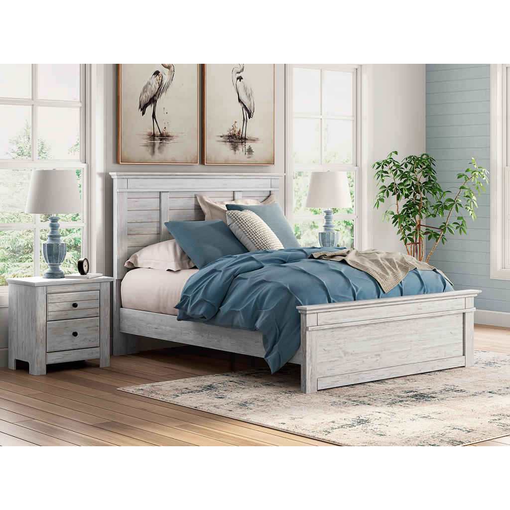 Makidern Queen Panel Bed Signature Design by Ashley® Bedroom