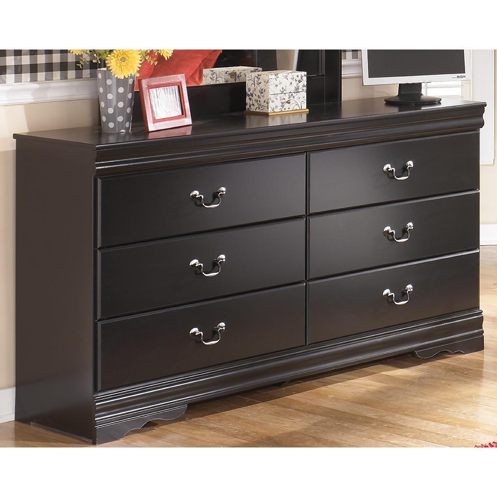 Huey Vineyard Dresser — Black Signature Design by Ashley® Bedroom