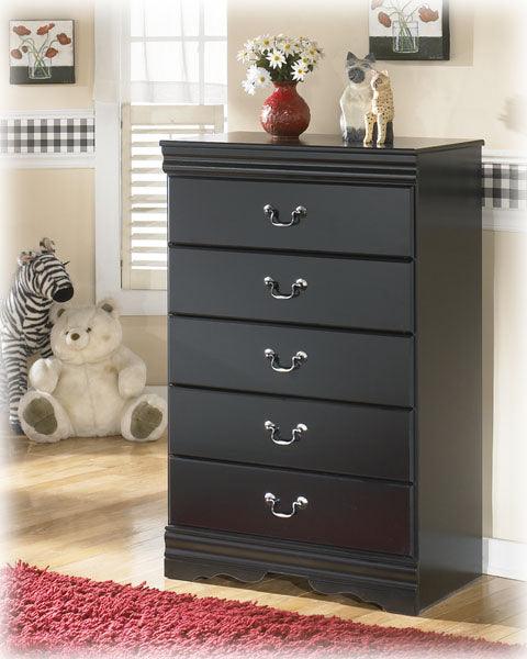 Huey Vineyard Chest of Drawers — Black Signature Design by Ashley® Bedroom