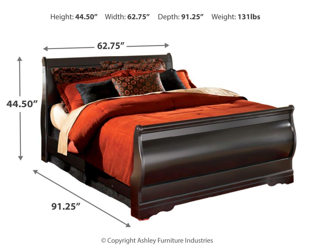 Huey Vineyard Queen Sleigh Bed, Dresser and Chest
