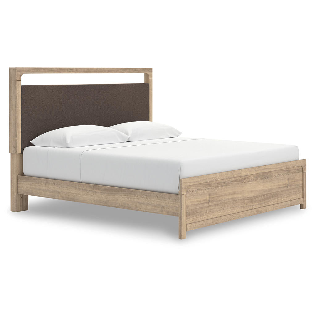 Kinlanni King Upholstered Platform Bed Signature Design by Ashley® Bedroom