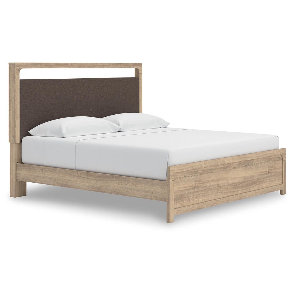 Kinlanni King Upholstered Platform Bed Signature Design by Ashley® Bedroom