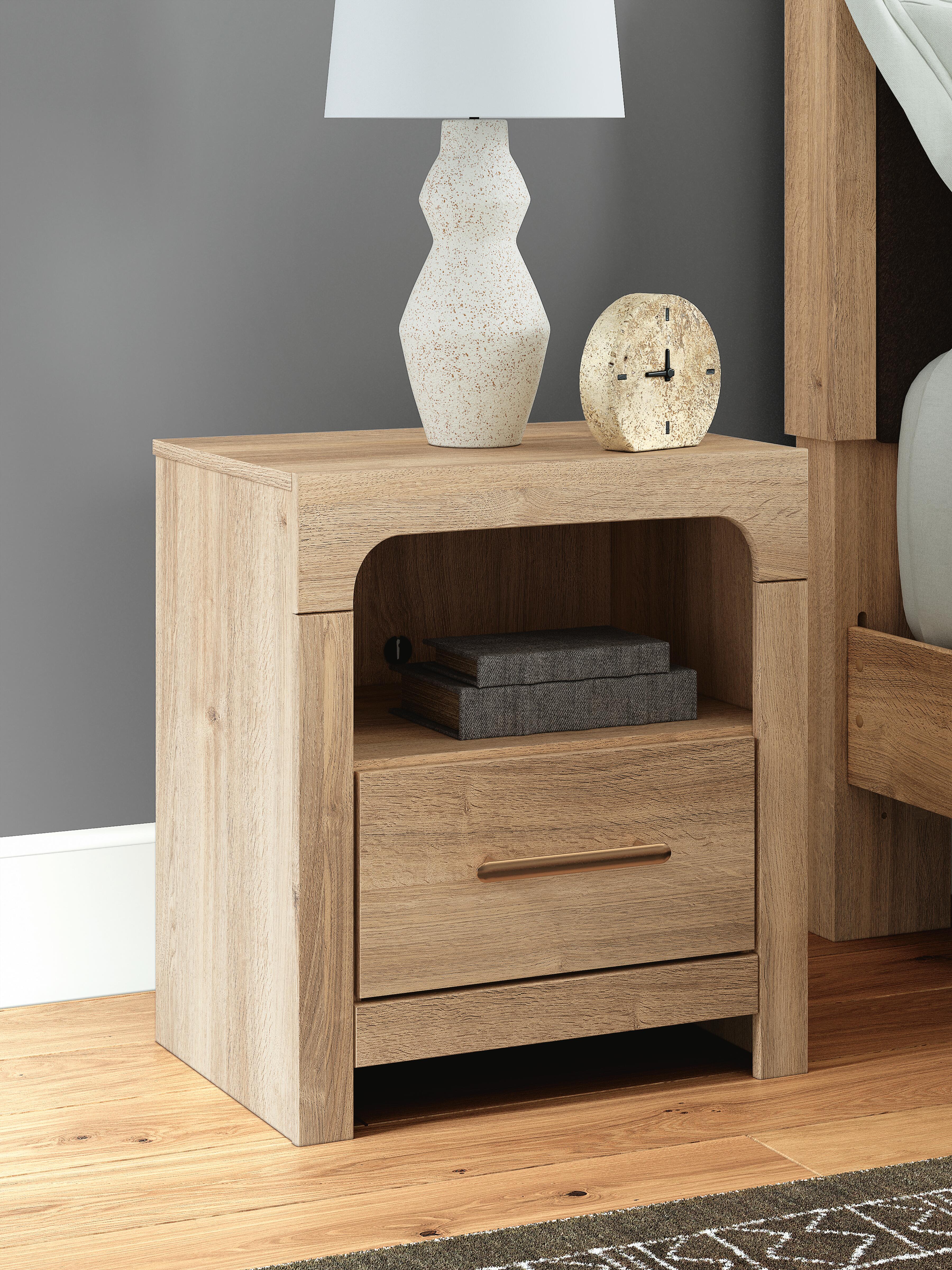 Kinlanni Queen Panel Bed, Dresser, Mirror and Nightstand Signature Design by Ashley® Bedroom