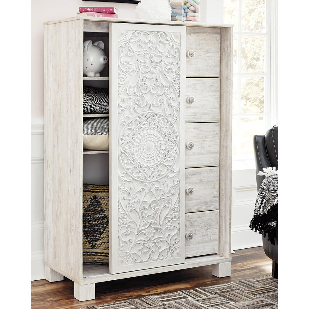 Paxberry Queen Panel Bed, Chest and Nightstand Signature Design by Ashley® Uncategorized