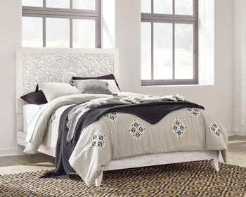 Paxberry Queen Panel Bed Signature Design by Ashley® Bedroom