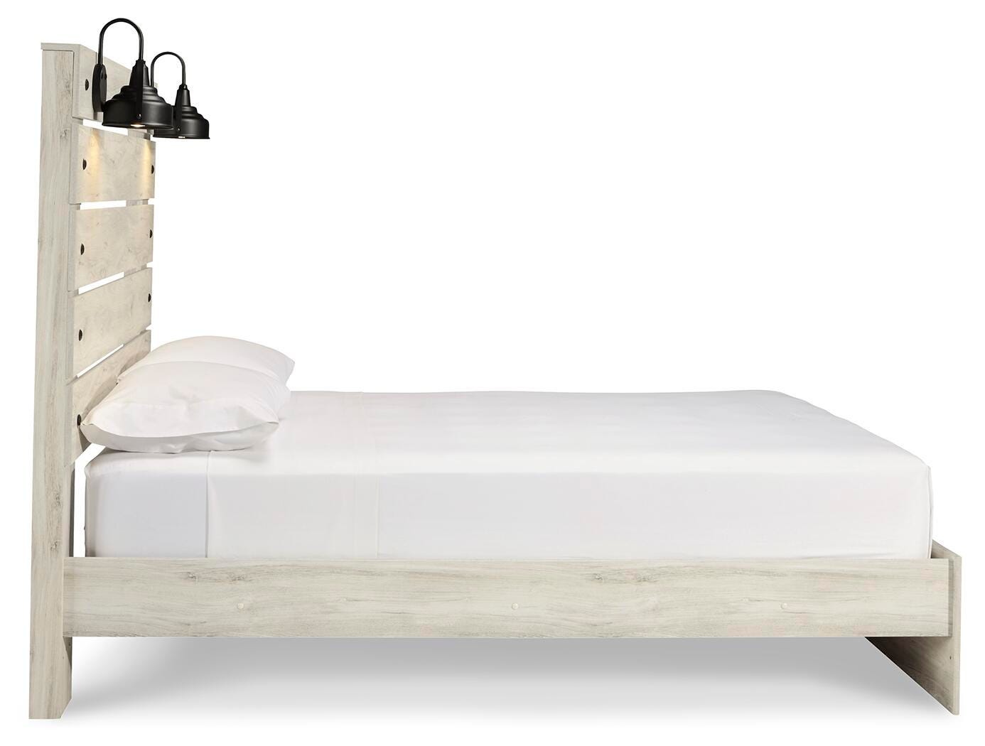 Cambeck Queen Panel Bed, Dresser and Mirror — 3-Piece Set Signature Design by Ashley® Bedroom