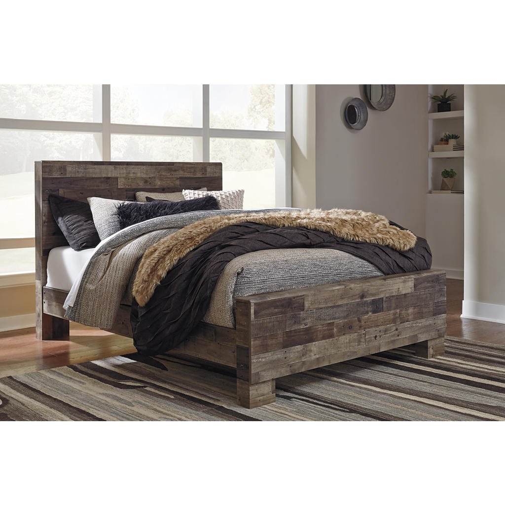 Derekson Queen Panel Bed Benchcraft® Bedroom