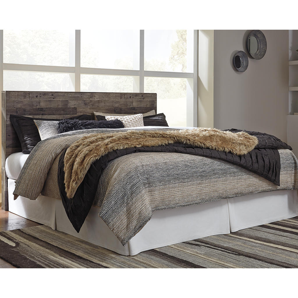 Derekson King Panel Headboard, Dresser, Mirror and Nightstand Benchcraft® Uncategorized