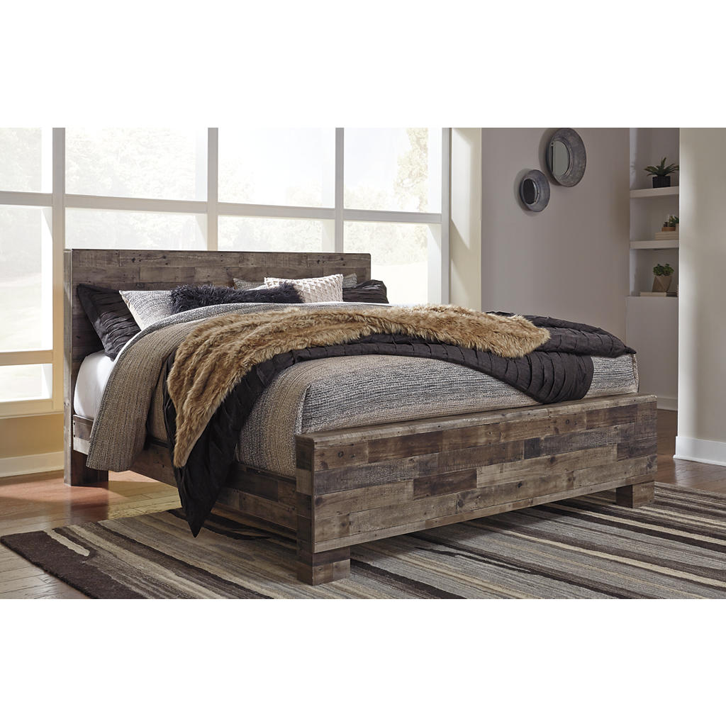 Derekson King Panel Bed Benchcraft® Bedroom