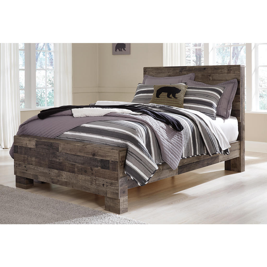 Derekson Full Panel Bed Benchcraft® Beds