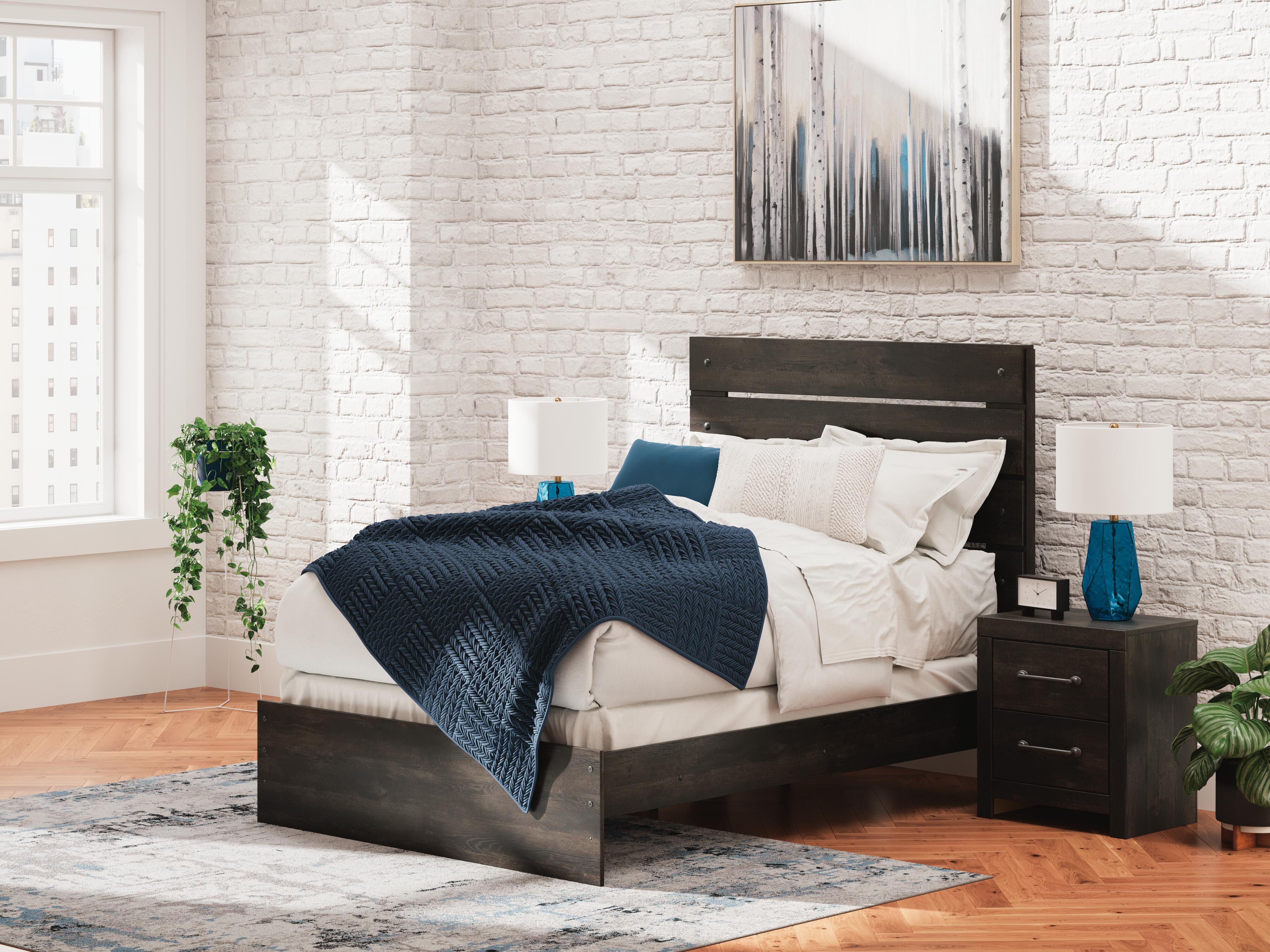 Hollivern Full Panel Bed, Dresser and Mirror Signature Design by Ashley® Bedroom