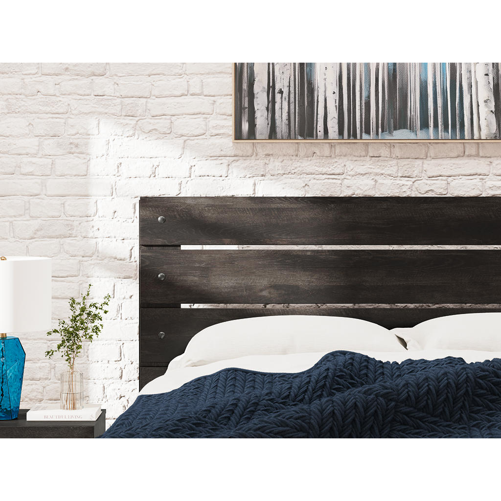 Hollivern Queen Panel Bed Signature Design by Ashley® Bedroom