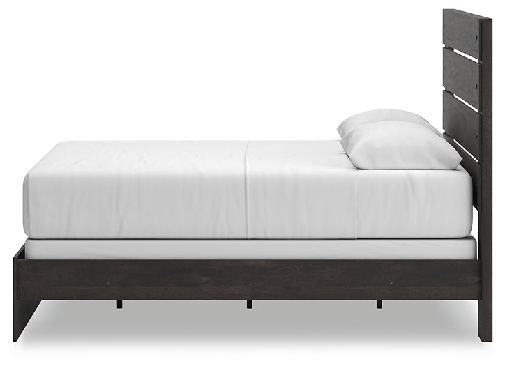 Hollivern Queen Panel Bed