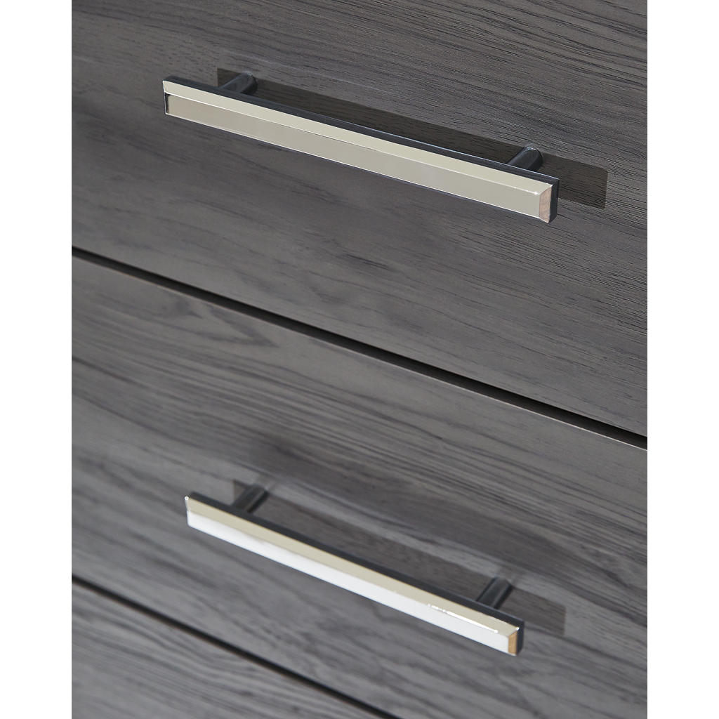 Lodanna King Storage Bed, 2 Chests and 2 Nightstands Signature Design by Ashley® Uncategorized