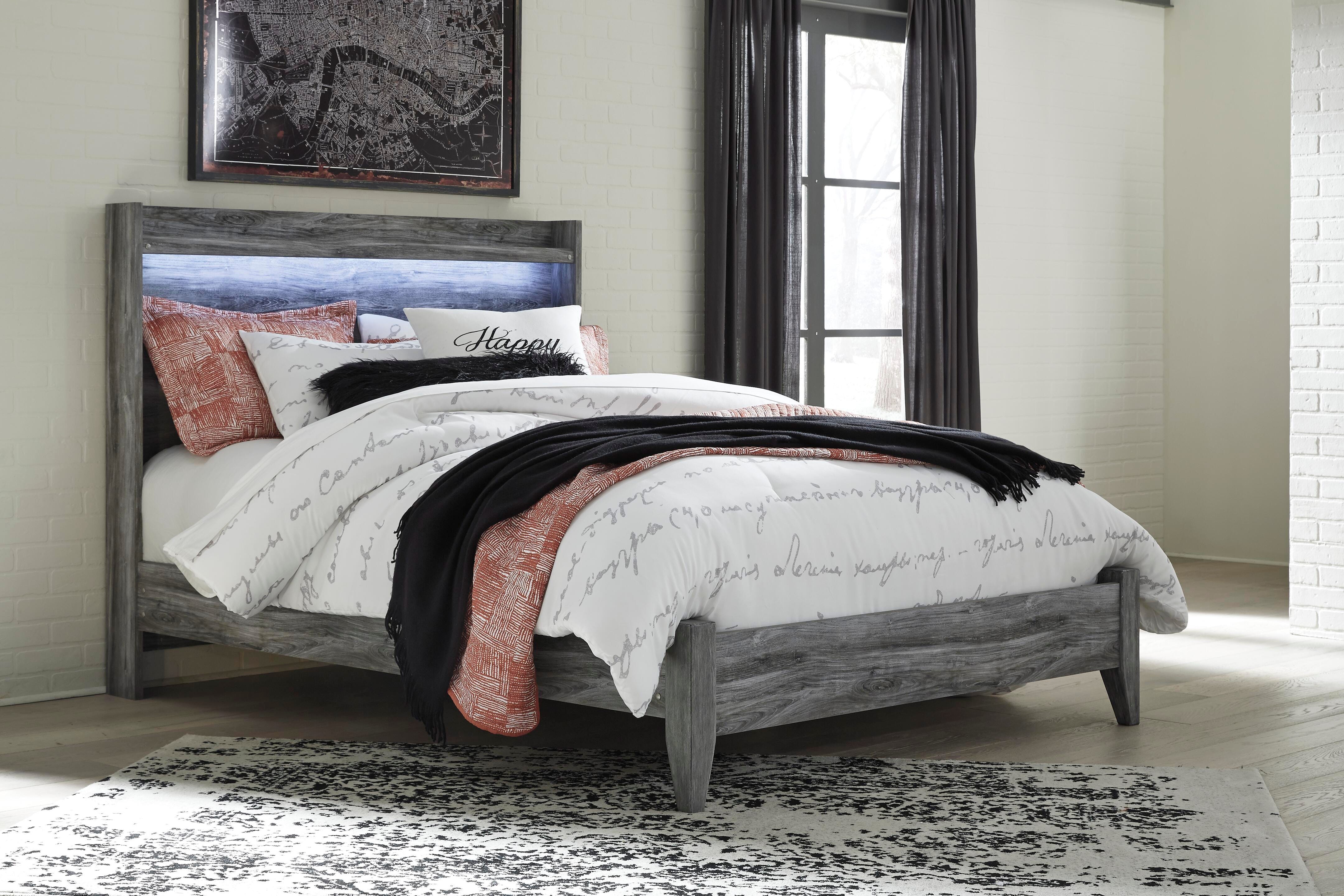 Baystorm Queen Panel Bed and Chest — 2-Piece Set Signature Design by Ashley® Bedroom