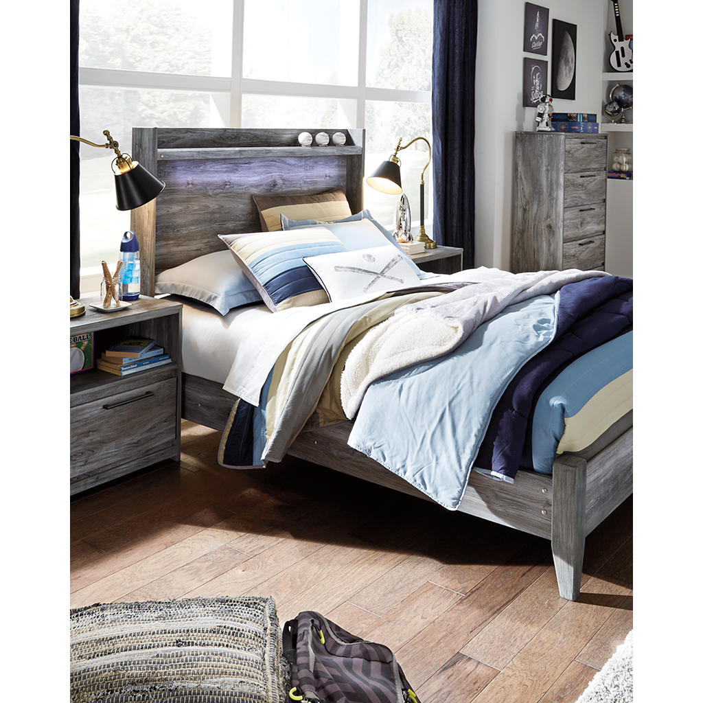 Baystorm Full Panel Bed and Chest Signature Design by Ashley® Uncategorized