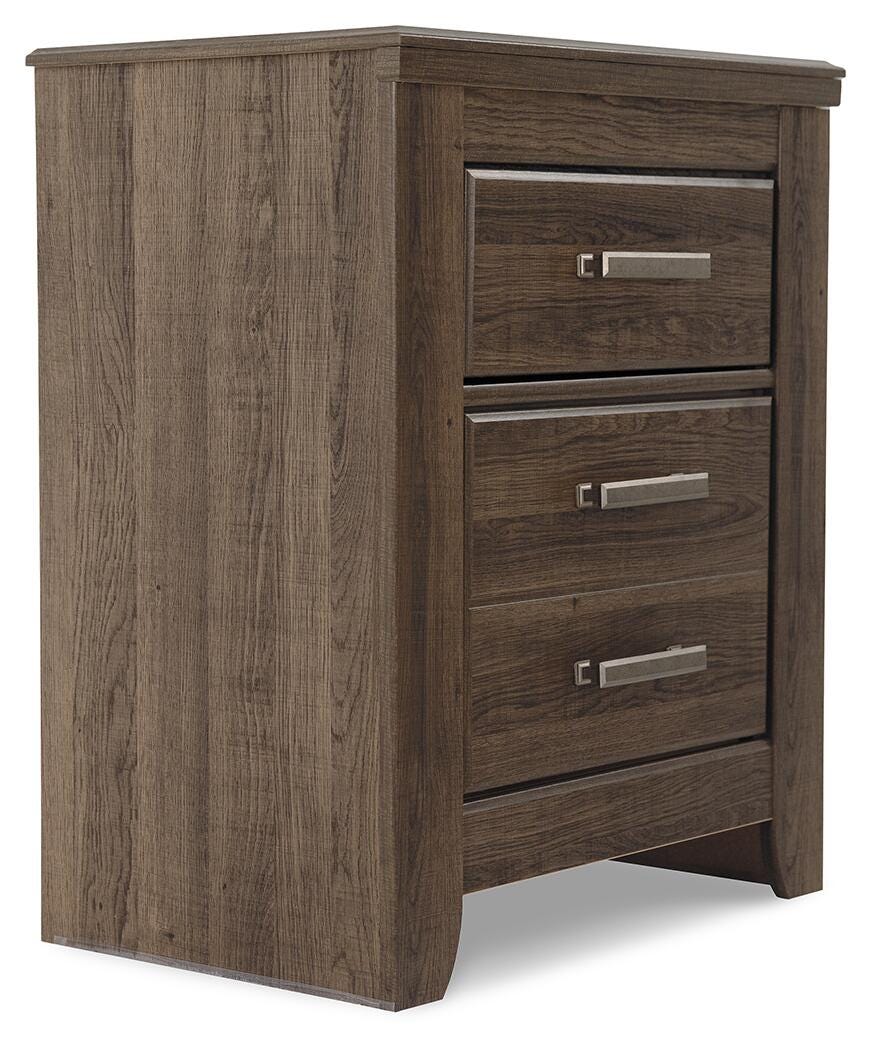 Juararo California King Poster Bed, Dresser and 2 Nightstands