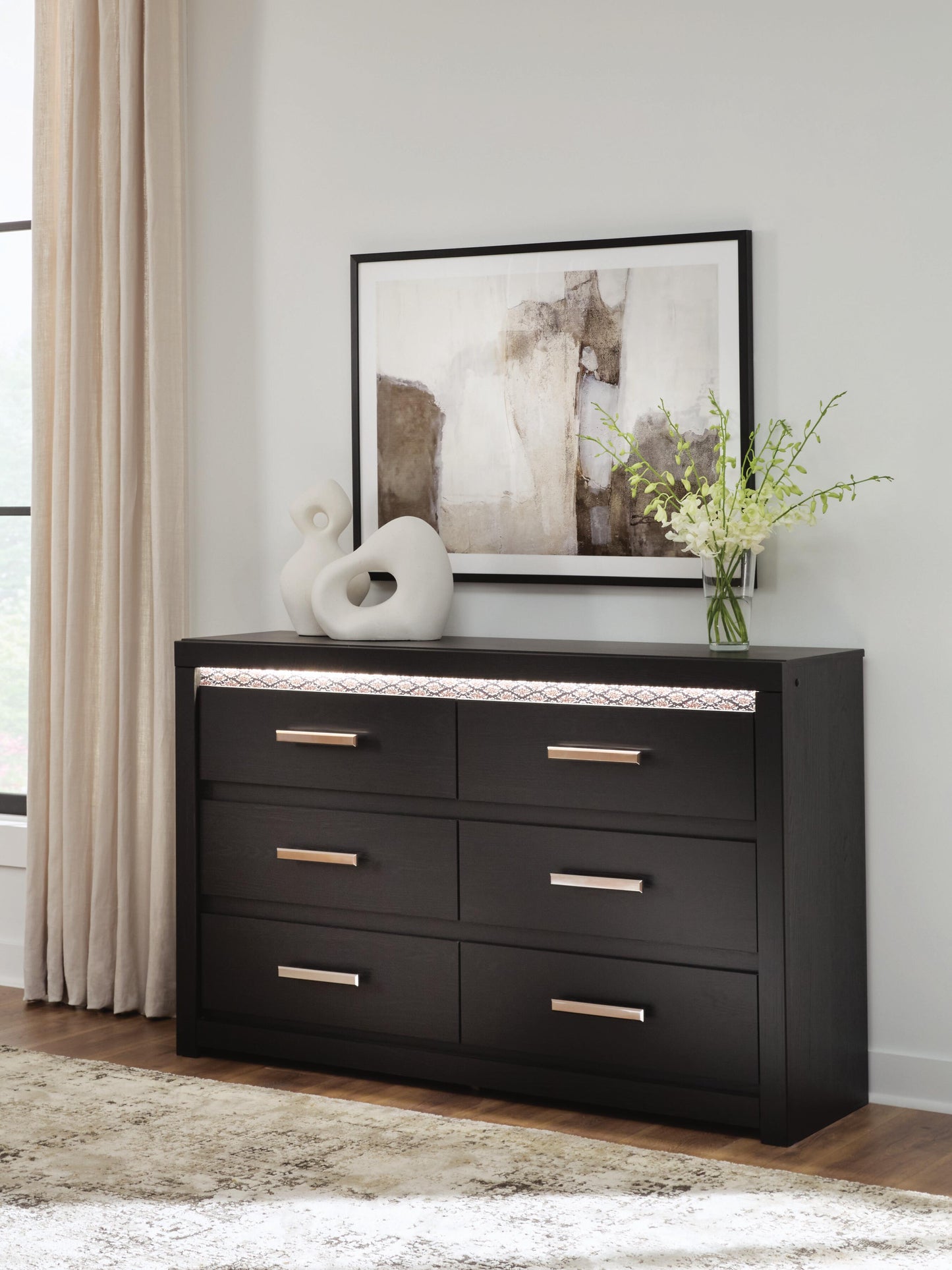 Shoralli Dresser