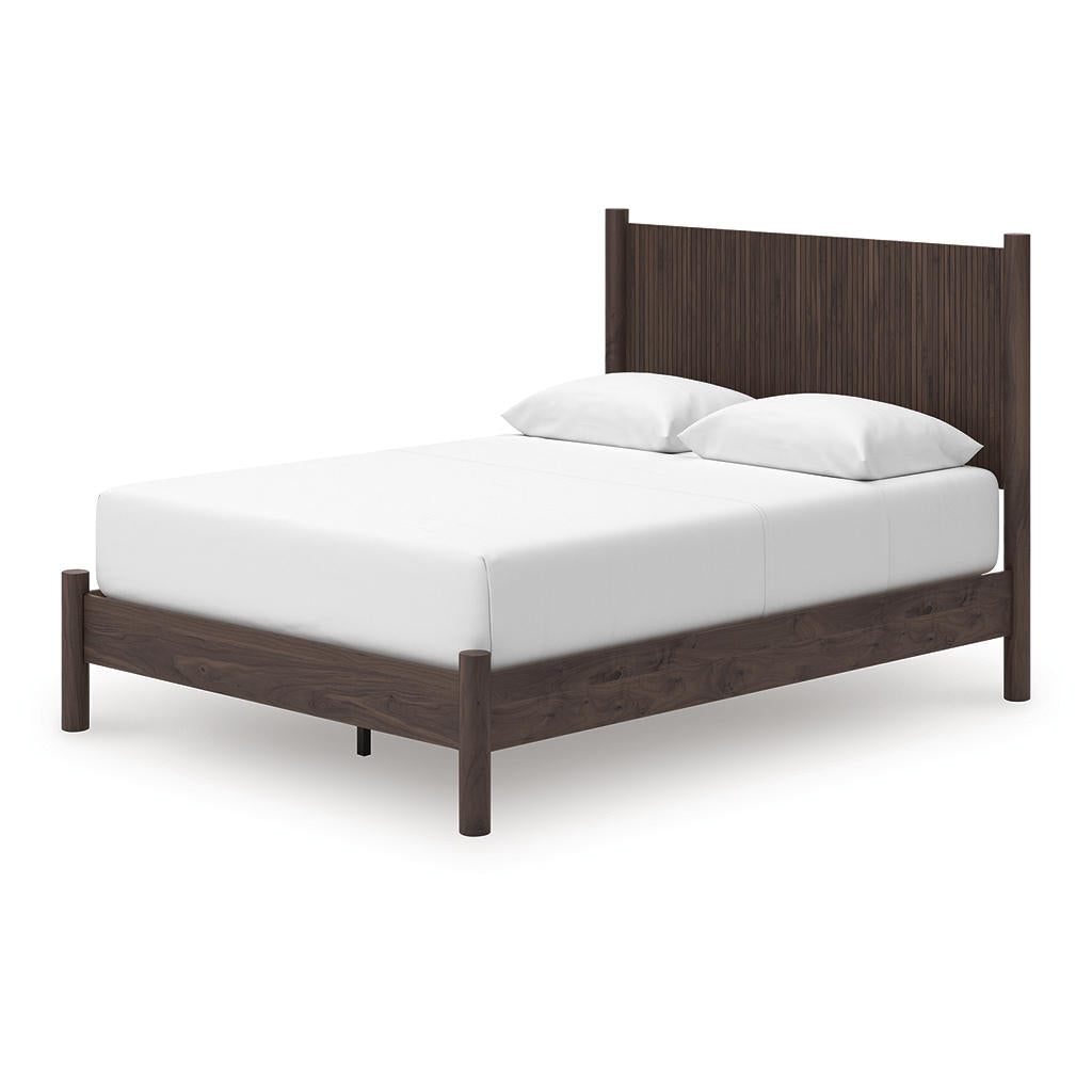 Pamytta Queen Panel Platform Bed Signature Design by Ashley® Bedroom