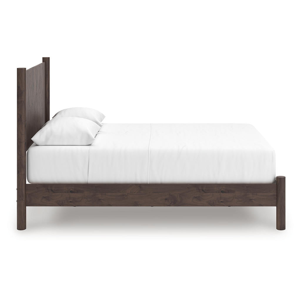 Pamytta Queen Panel Platform Bed Signature Design by Ashley® Bedroom