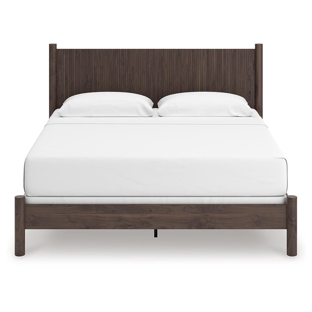 Pamytta King Panel Bed Signature Design by Ashley® Bedroom