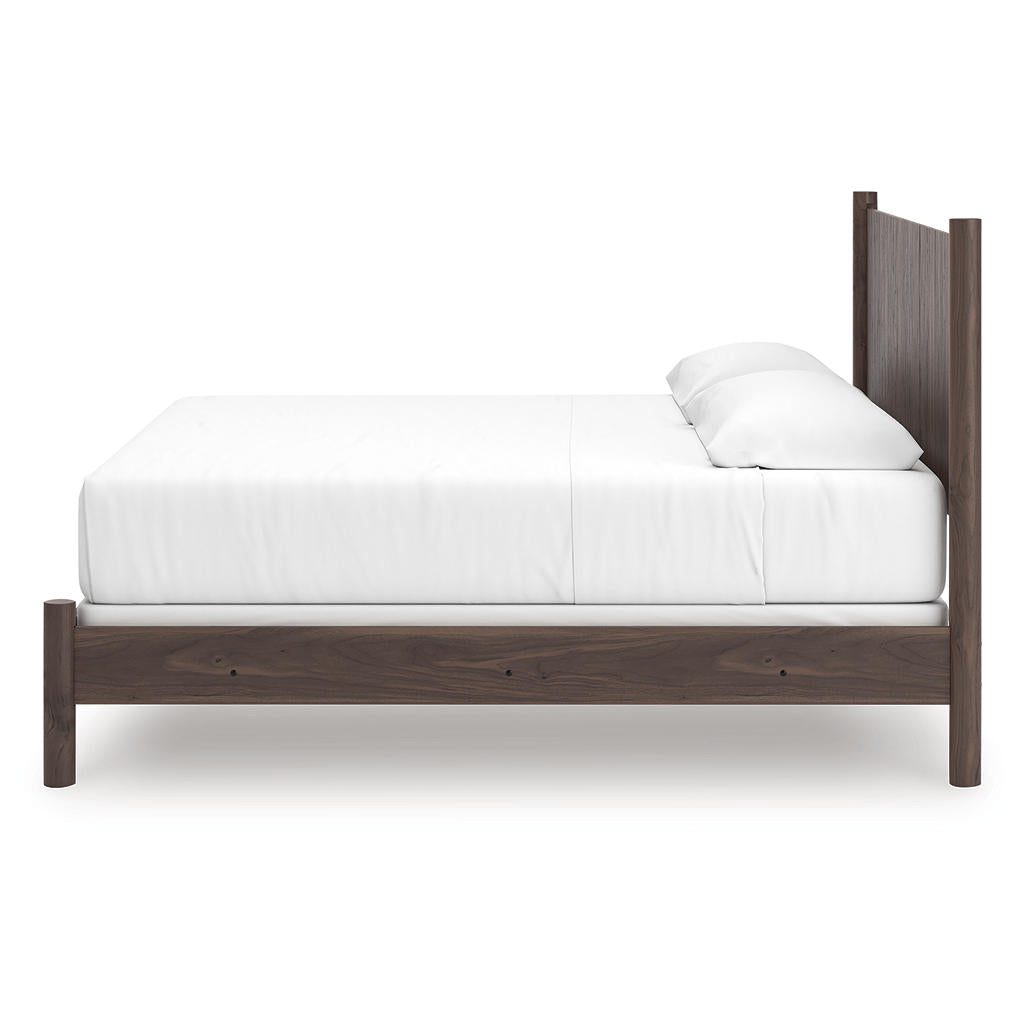 Pamytta King Panel Bed Signature Design by Ashley® Bedroom