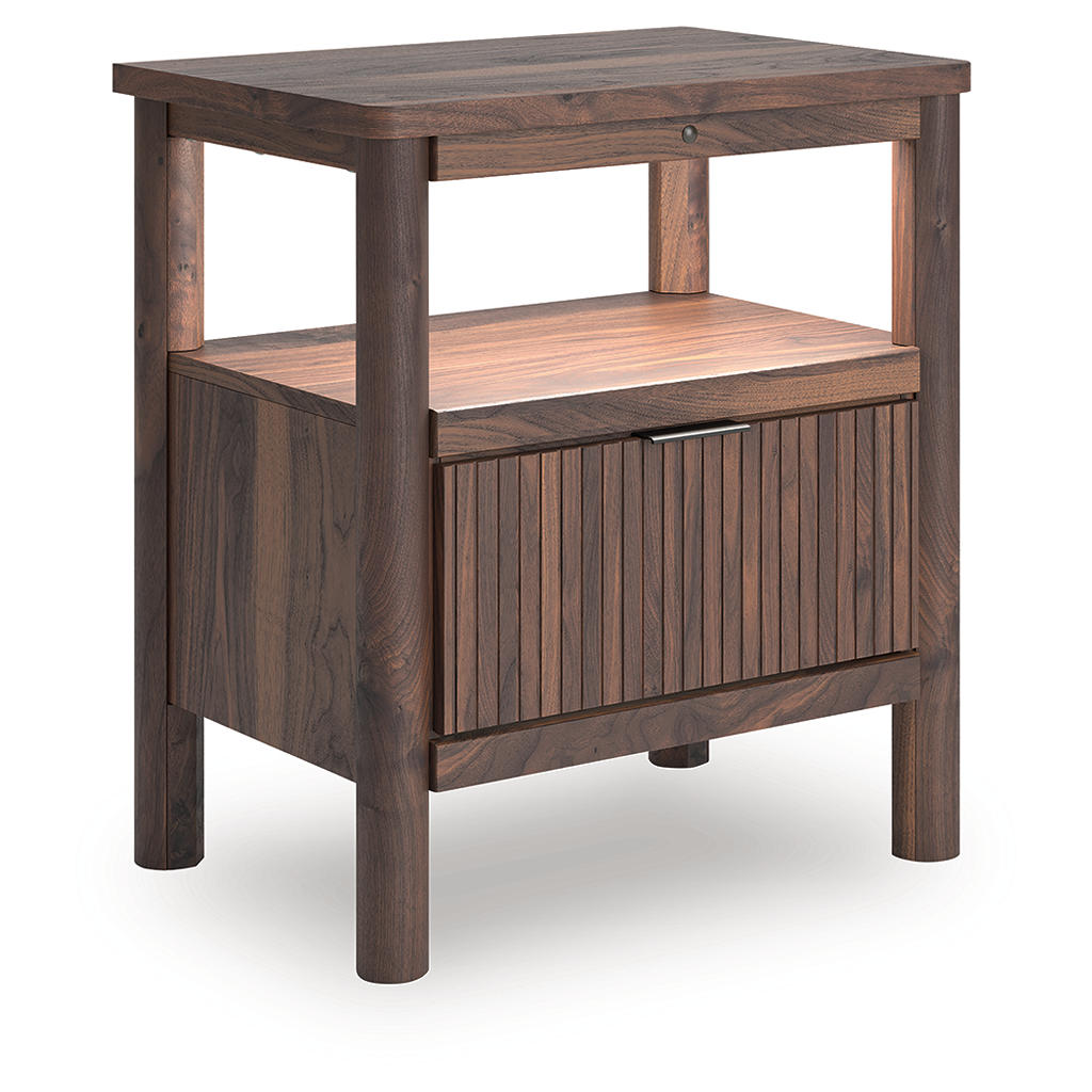 Pamytta King Panel Bed, Dresser, Mirror and Nightstand Signature Design by Ashley® Uncategorized