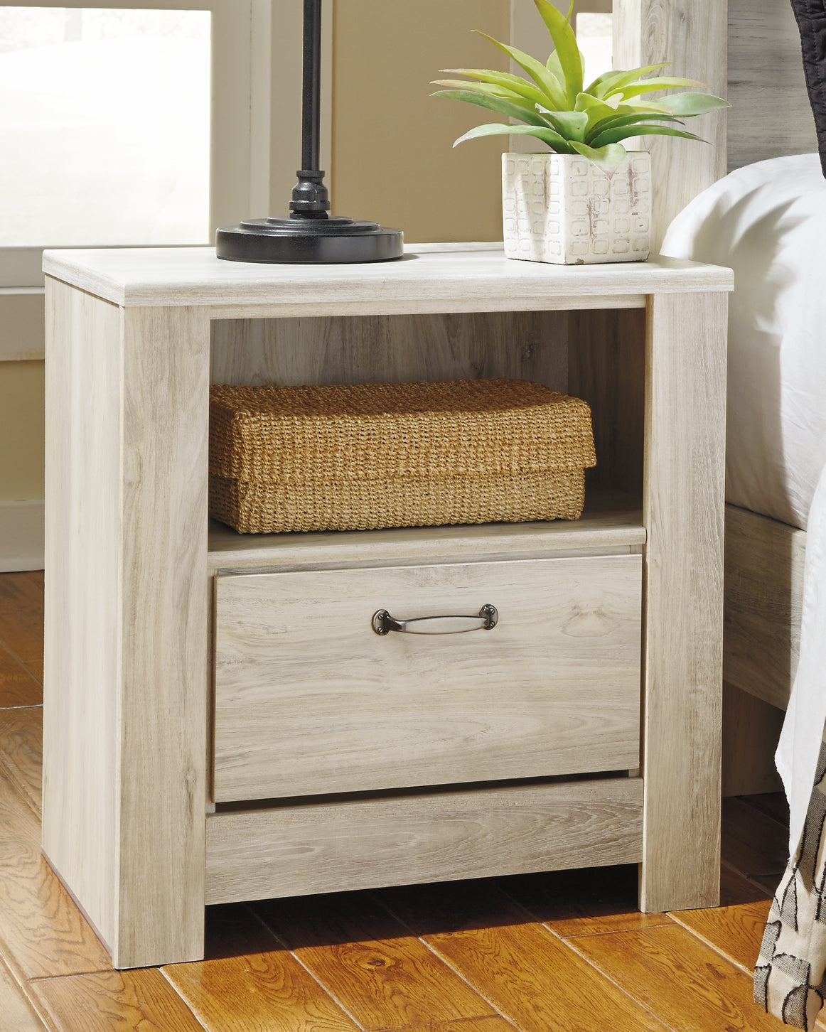 Bellaby Queen Panel Bed, Dresser, Mirror, Chest and 2 Nightstands