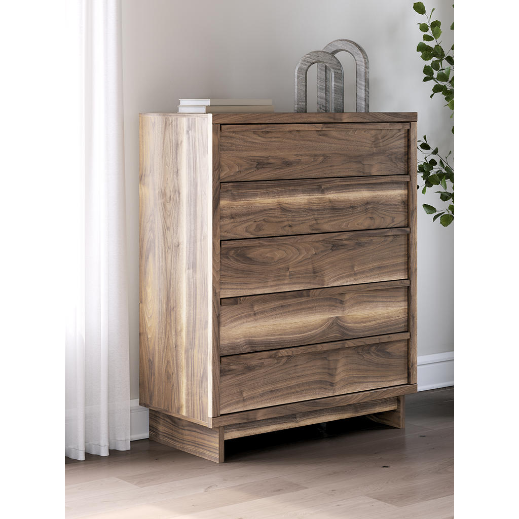 Chirason Wide Chest of Drawers Signature Design by Ashley® Bedroom