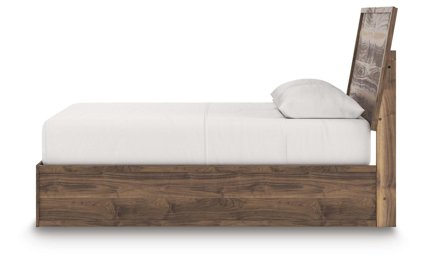 Chirason Queen Panel Bed, Dresser and Mirror Signature Design by Ashley® Bedroom