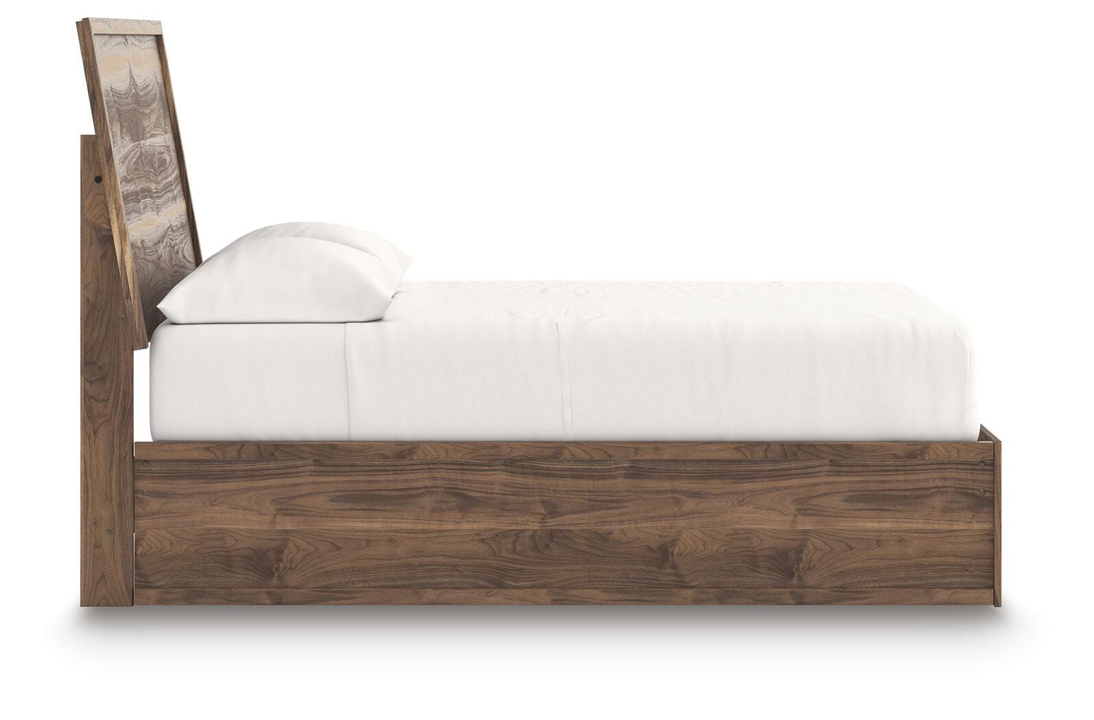 Chirason Full Panel Platform Bed, Dresser and Mirror — 3-Piece Signature Design by Ashley® Bedroom