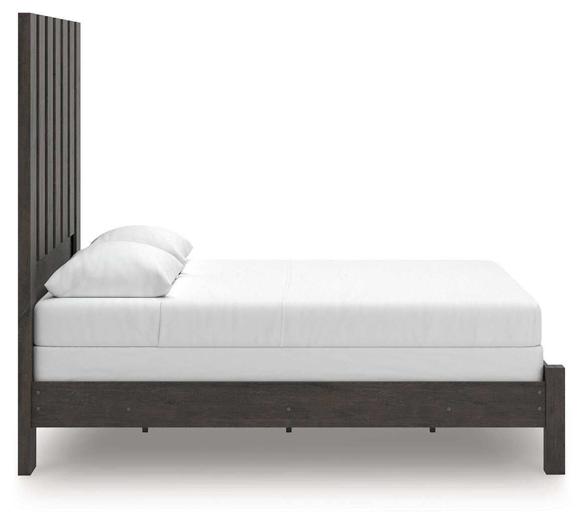 Fraluna Queen Panel Bed, Dresser and Mirror Signature Design by Ashley® Bedroom