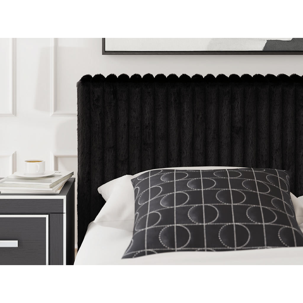 Zuraleus Queen Upholstered Bed Signature Design by Ashley® Bedroom