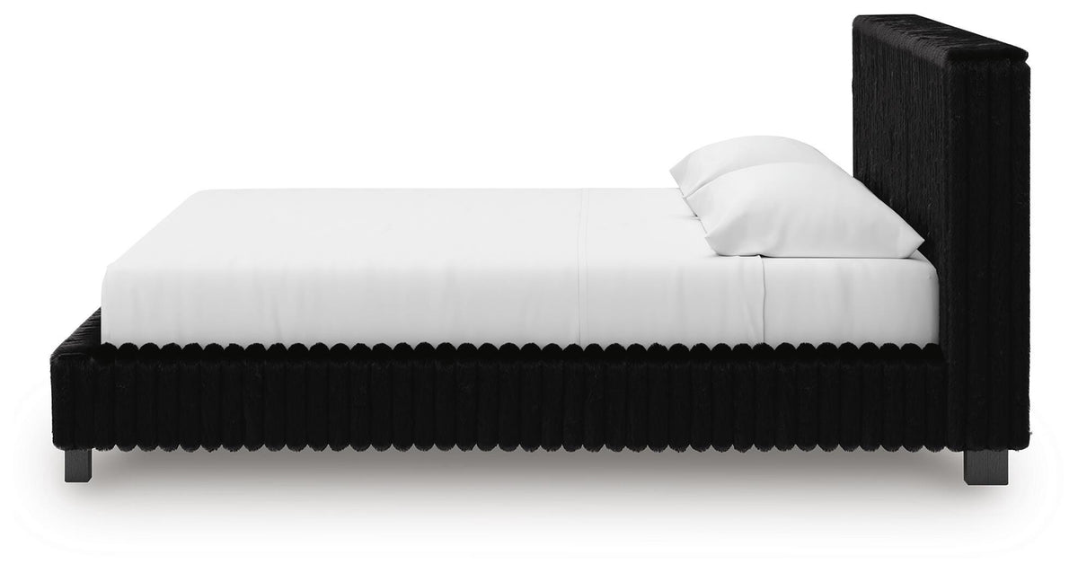 Zuraleus King Upholstered Bed, 2 Chests and 2 Nightstands Signature Design by Ashley® Bedroom