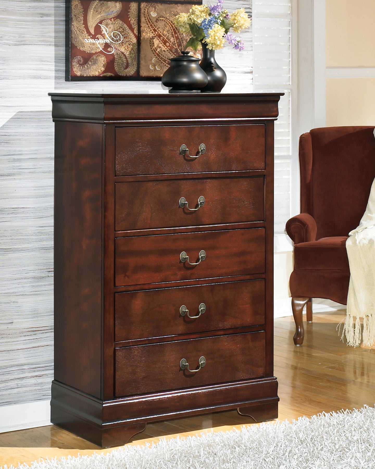 Alisdair Chest of Drawers