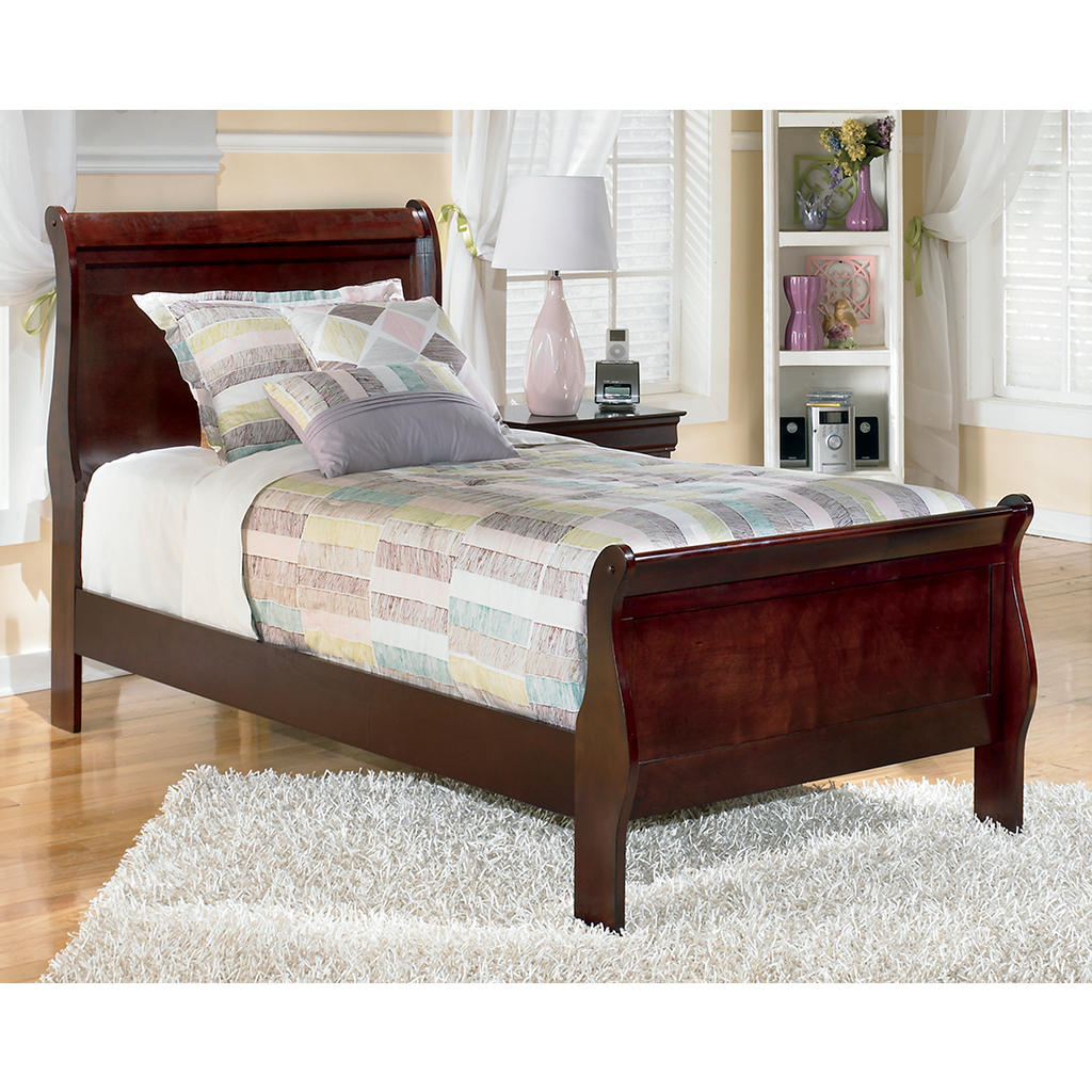 Alisdair Twin Sleigh Bed, 2 Dressers, Mirror and Nightstand Signature Design by Ashley® Uncategorized
